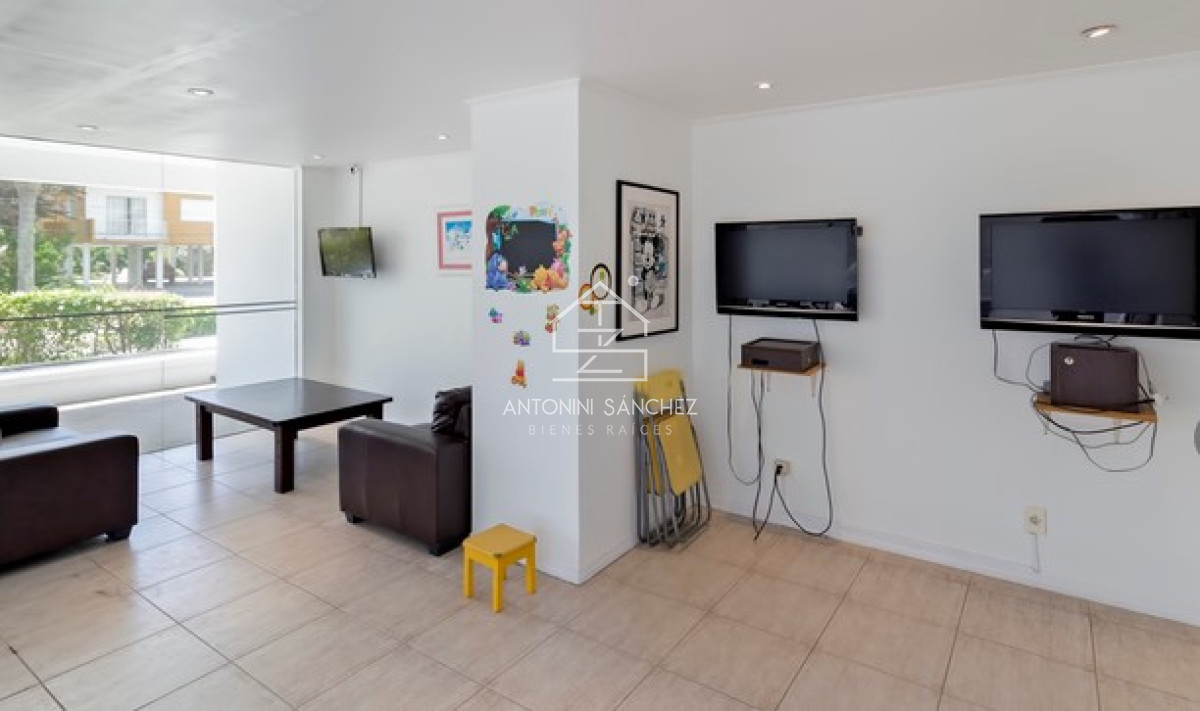 Apartamento ID.586 - Con amplio espacio, te ofrecemos este acogedor departamento en edificio Palm Beach