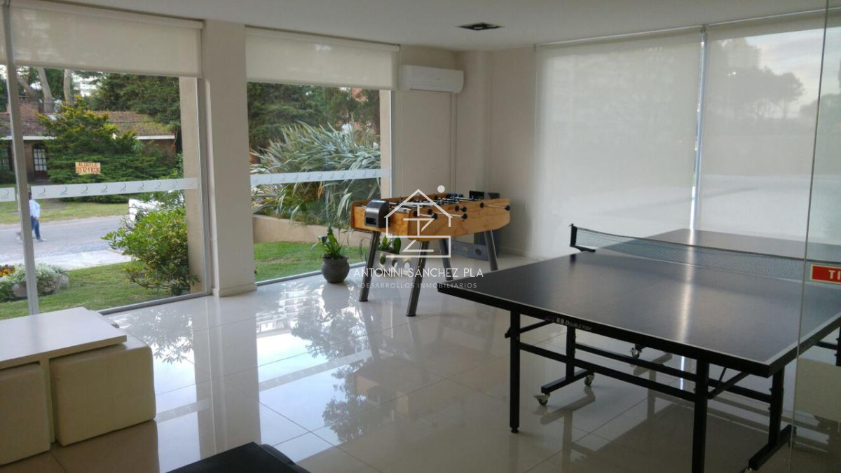 Apartamento ID.4730 - Departamento de 1 dormitorio en venta en Aidy Grill , Punta del este 