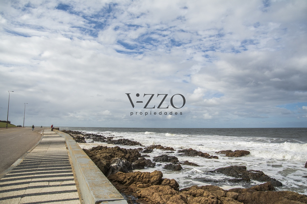 Apartamento ID.457/Vende-apartamento.-Edificio-Bonaire.-3-dormitorios-con-servicios.-Brava,-Peninsula,-Punta-del-Este - Vende apartamento. Edificio Bonaire. 3 dormitorios con servicios. Brava, Peninsula, Punta del Este