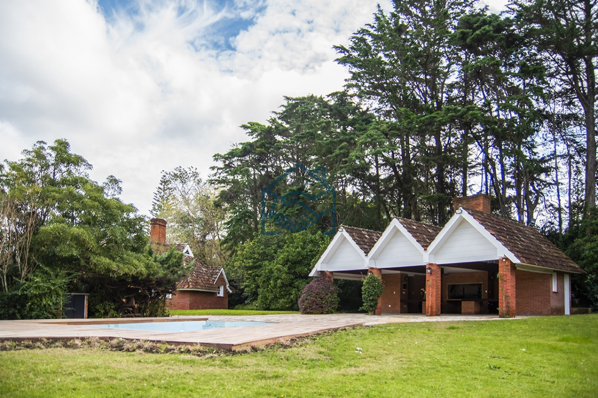 Casa ID.453/Hermosísima-casa-en-Golf,-Punta-del-Este - Hermosísima casa en Golf, Punta del Este