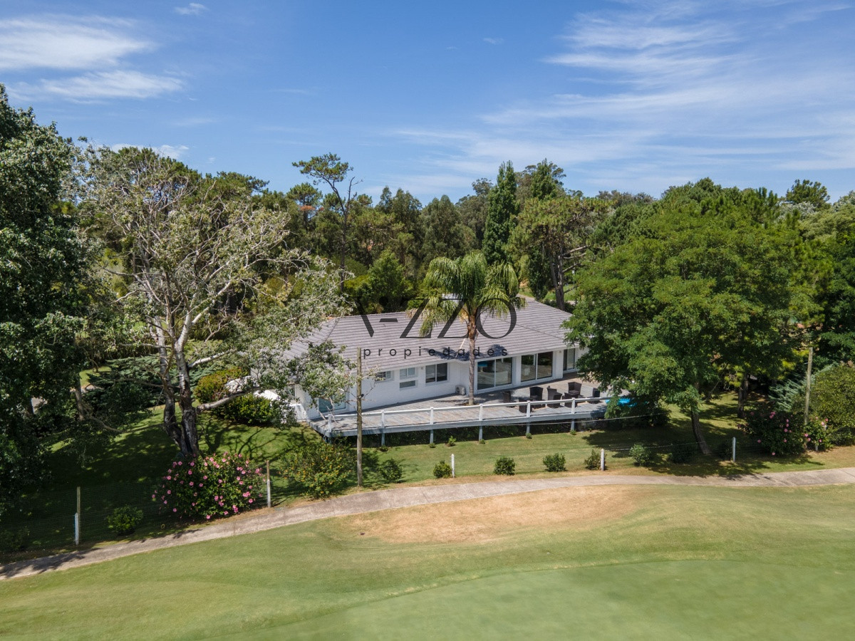 Casa ID.444/Casa-sobre-el-Green-del-hoyo-7-del-Cantegril-Country-Club - Casa sobre el Green del hoyo 7 del Cantegril Country Club