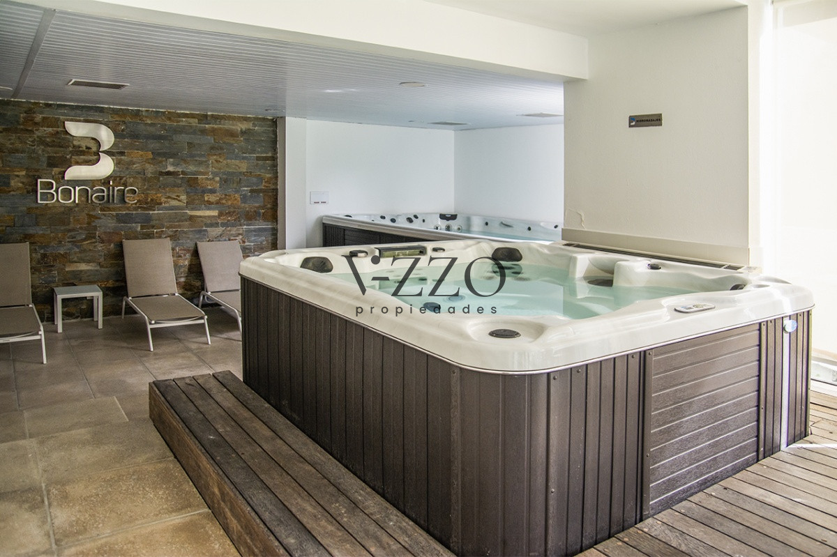 Apartamento ID.457/Vende-apartamento.-Edificio-Bonaire.-3-dormitorios-con-servicios.-Brava,-Peninsula,-Punta-del-Este - Vende apartamento. Edificio Bonaire. 3 dormitorios con servicios. Brava, Peninsula, Punta del Este