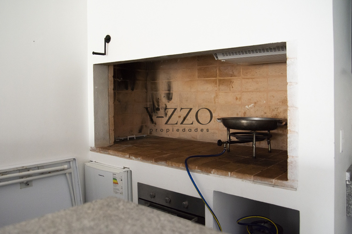 Apartamento ID.457/Vende-apartamento.-Edificio-Bonaire.-3-dormitorios-con-servicios.-Brava,-Peninsula,-Punta-del-Este - Vende apartamento. Edificio Bonaire. 3 dormitorios con servicios. Brava, Peninsula, Punta del Este