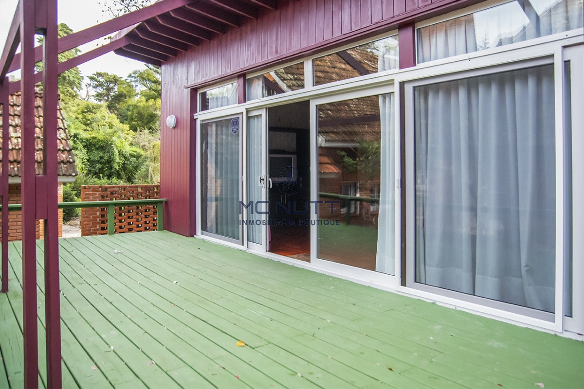 Casa ID.582/ - Hermosísima casa en Golf, Punta del Este