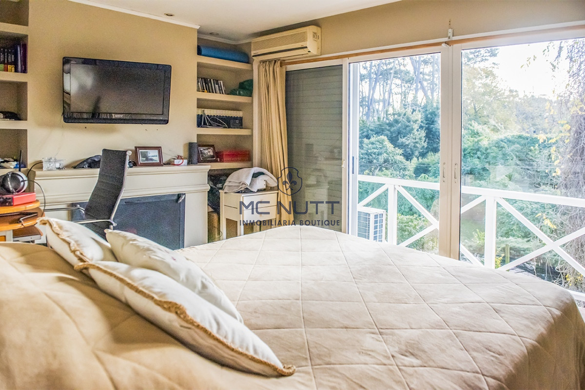 Casa ID.683/ - Casa en Venta de 4 dormitorios en San Rafael , Punta del este 