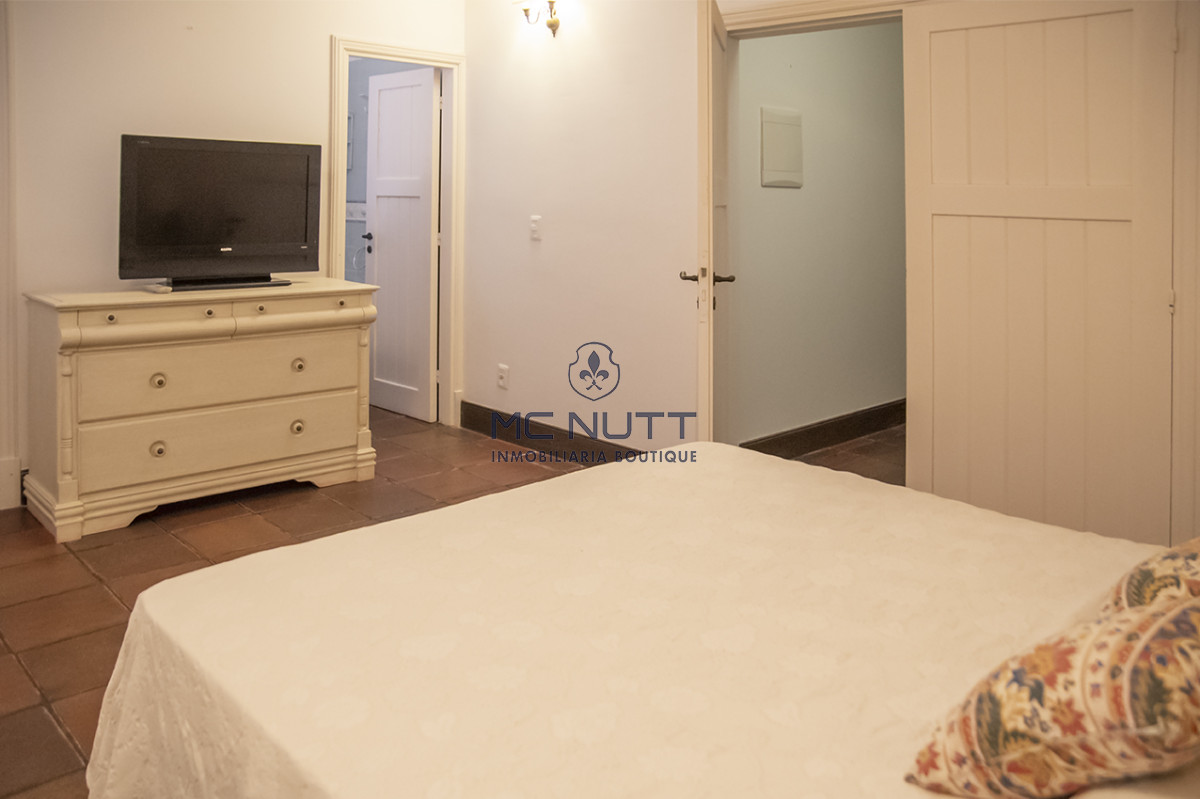 Casa ID.582/ - Hermosísima casa en Golf, Punta del Este