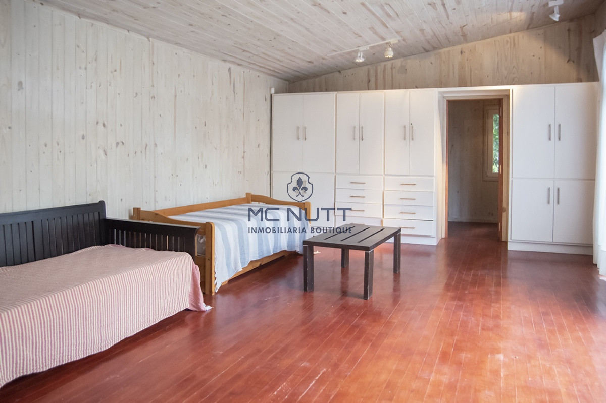 Casa ID.582/ - Hermosísima casa en Golf, Punta del Este