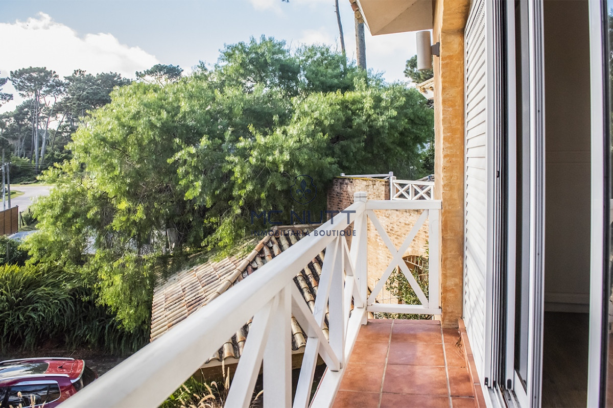 Casa ID.683/ - Casa en Venta de 4 dormitorios en San Rafael , Punta del este 