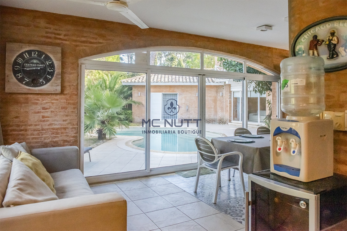 Casa ID.683/ - Casa en Venta de 4 dormitorios en San Rafael , Punta del este 