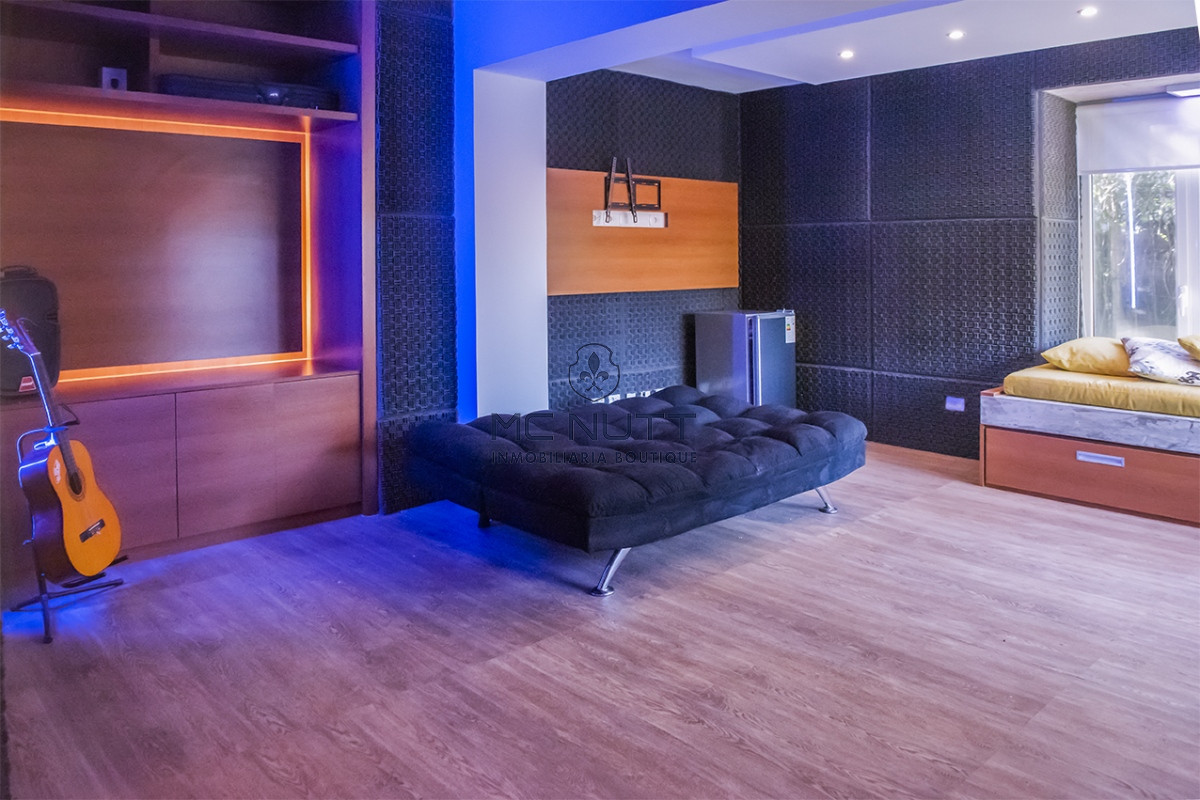 Casa ID.683/ - Casa en Venta de 4 dormitorios en San Rafael , Punta del este 