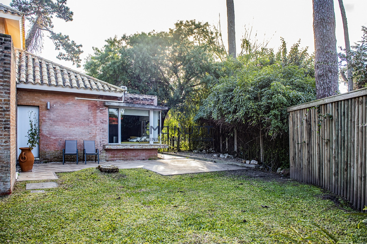 Casa ID.683/ - Casa en Venta de 4 dormitorios en San Rafael , Punta del este 