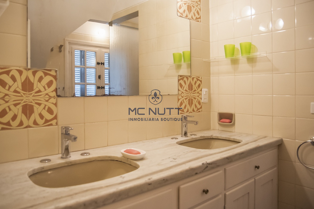 Casa ID.582/ - Hermosísima casa en Golf, Punta del Este