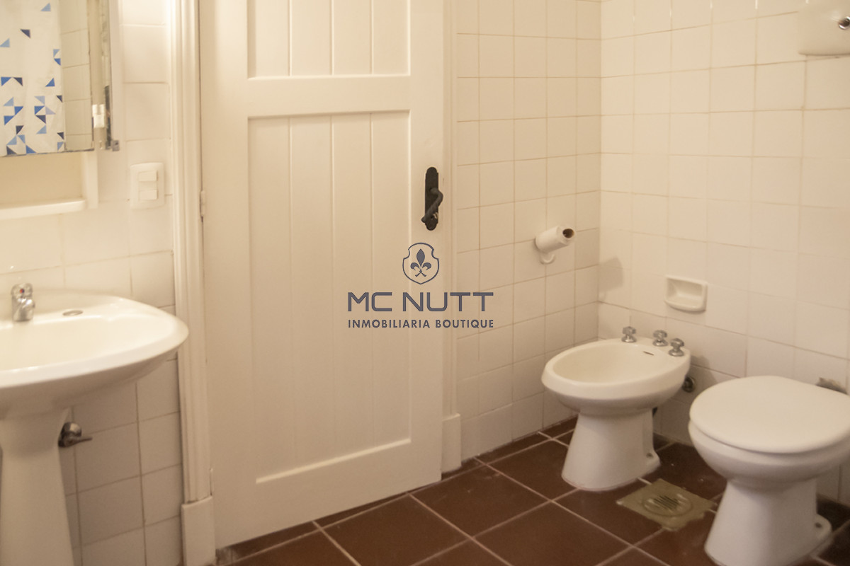 Casa ID.582/ - Hermosísima casa en Golf, Punta del Este