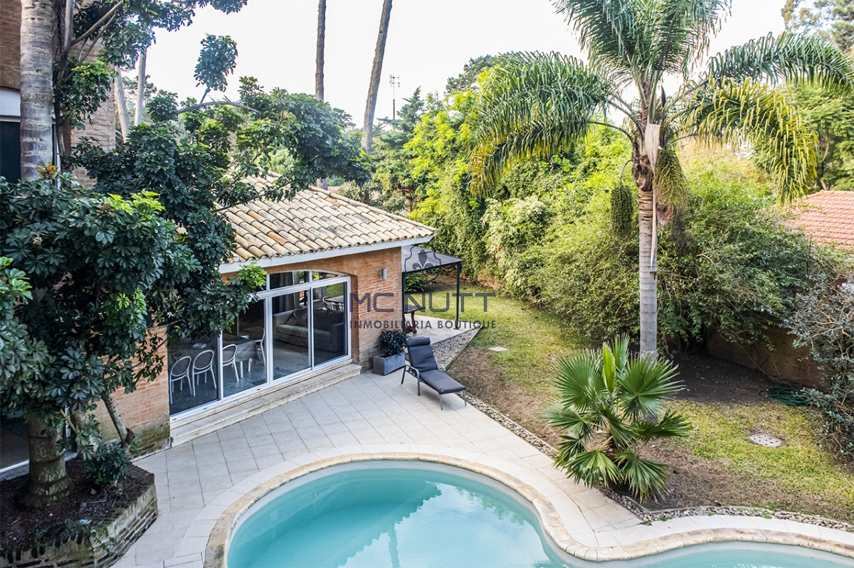 Casa ID.683/ - Casa en Venta de 4 dormitorios en San Rafael , Punta del este 