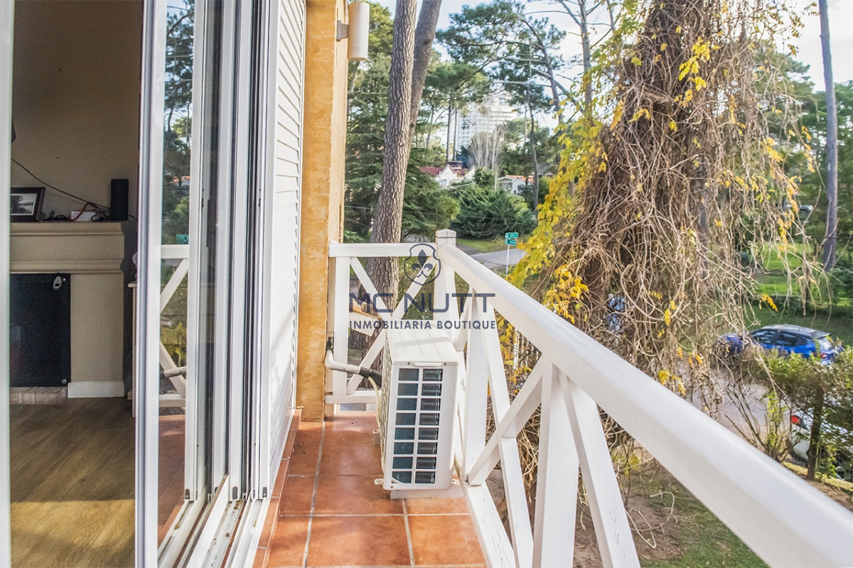 Casa ID.683/ - Casa en Venta de 4 dormitorios en San Rafael , Punta del este 