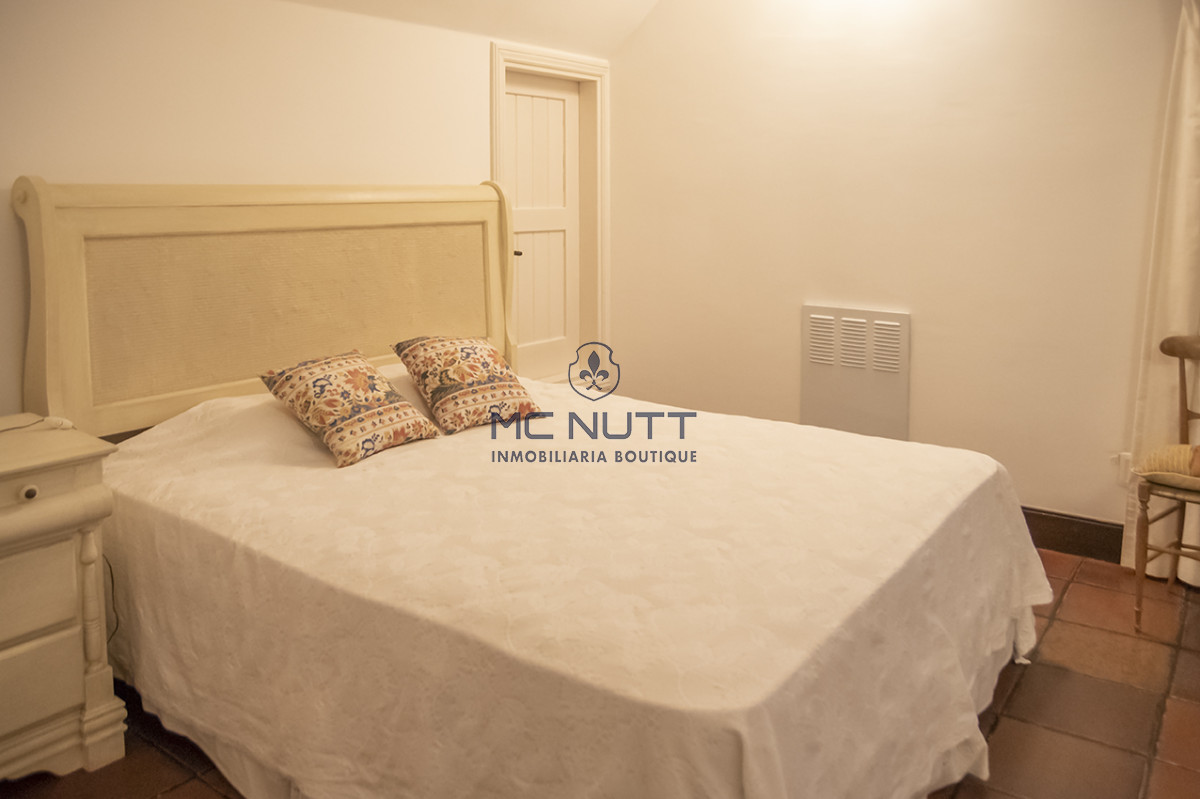 Casa ID.582/ - Hermosísima casa en Golf, Punta del Este