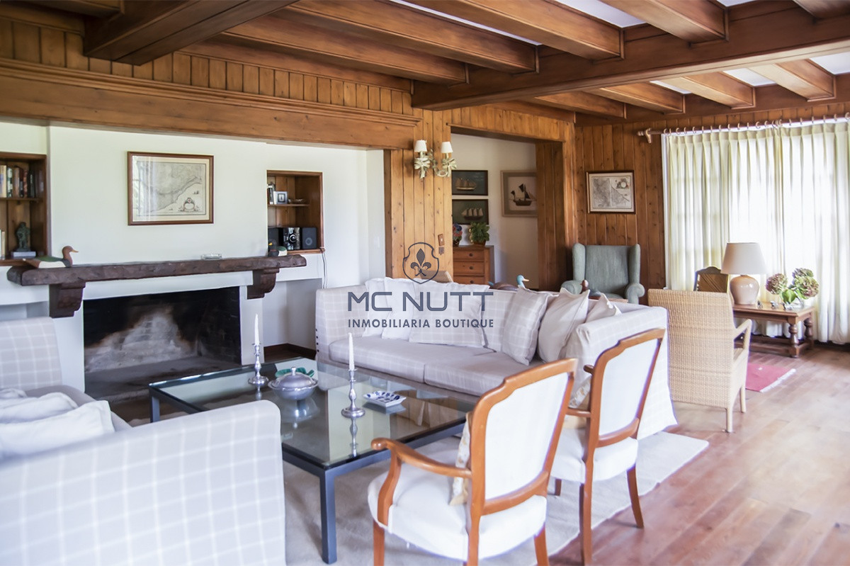 Casa ID.582/ - Hermosísima casa en Golf, Punta del Este