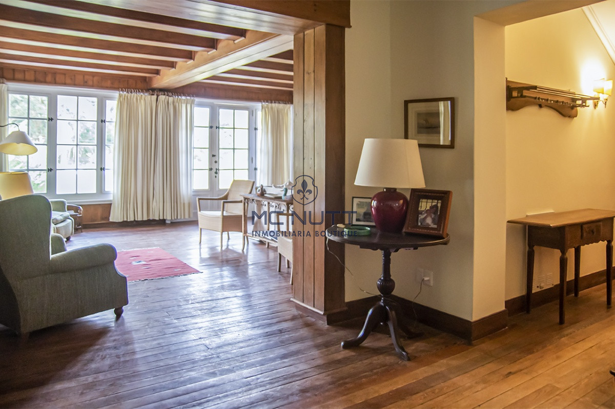 Casa ID.582/ - Hermosísima casa en Golf, Punta del Este