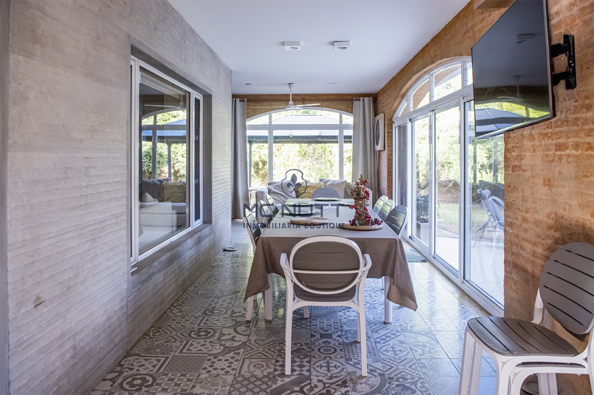 Casa ID.683/ - Casa en Venta de 4 dormitorios en San Rafael , Punta del este 