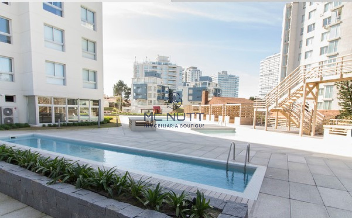 Apartamento Ref.922/ - En venta apartamento en Brava, Punda del Este de 2 dormitorios.