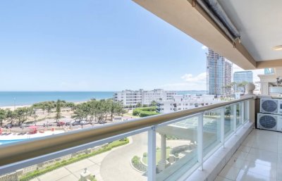 Apartamento de 3 dormitorios y servicio en venta Le Jardin