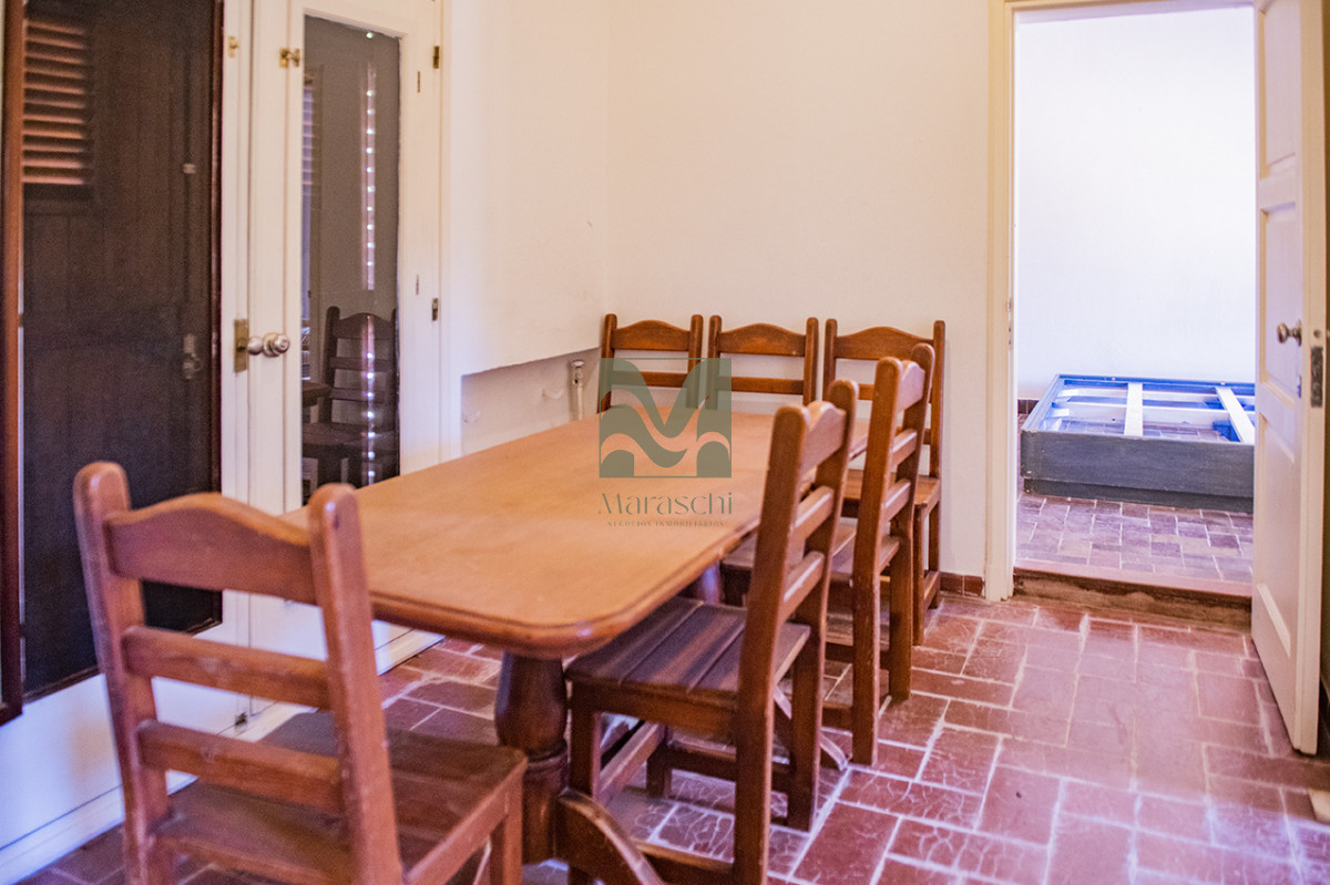 Casa ID.860 - En venta casa de 4 dormitorios, con agradable entorno en Golf, Punta del Este.