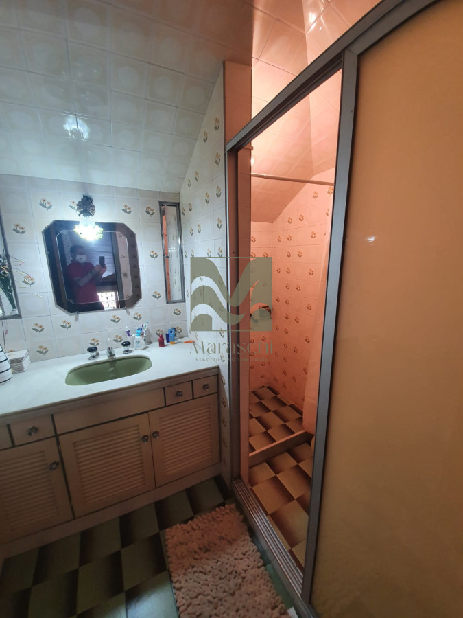 Casa ID.688 - Hermosa casa en venta a pocos metros del mar.