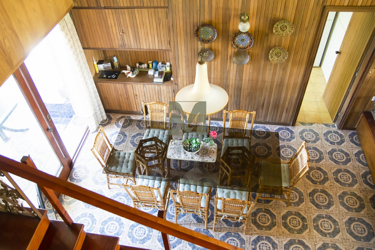 Casa ID.688 - Hermosa casa en venta a pocos metros del mar.