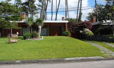 Vende casa en Mansa, Punta del Este de 3 dormitorios.