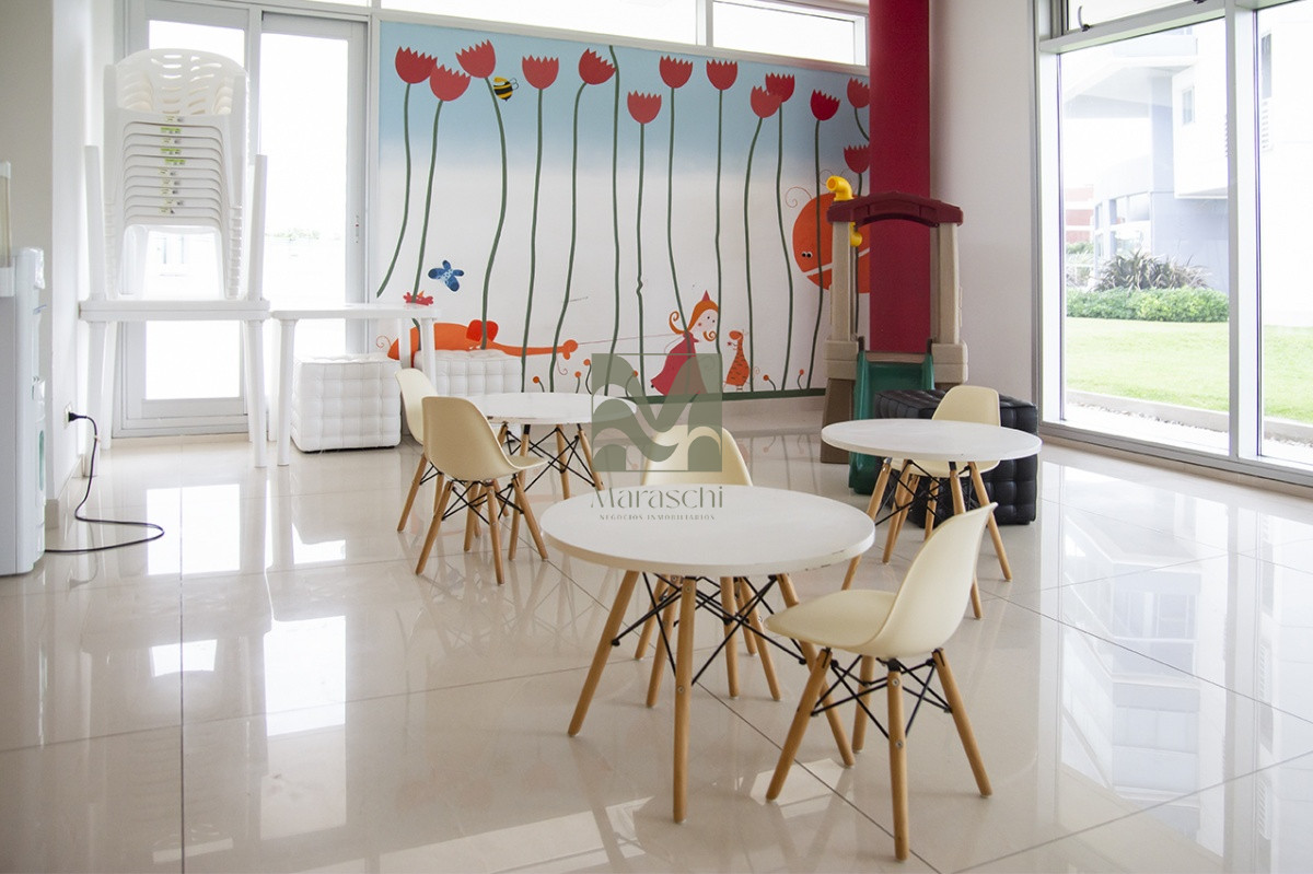 Apartamento ID.835 - MIAMI BOULEVARD, PUNTA DEL ESTE, PLAYA MANSA, DOS DORMITORIOS , PRIMERAS PARADAS 