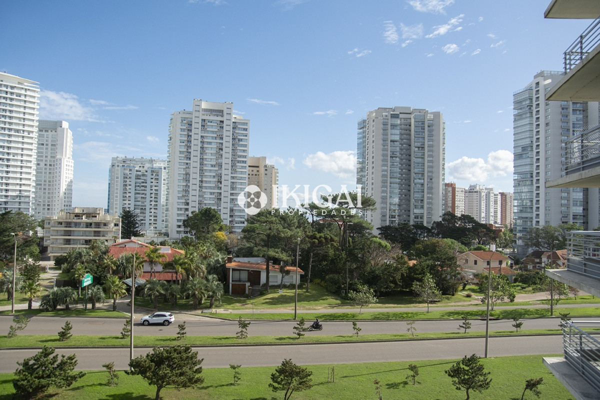 Apartamento ID.341 - Alexander Boulevard.Departamento de 2 dormitorios, en venta y alquiler.