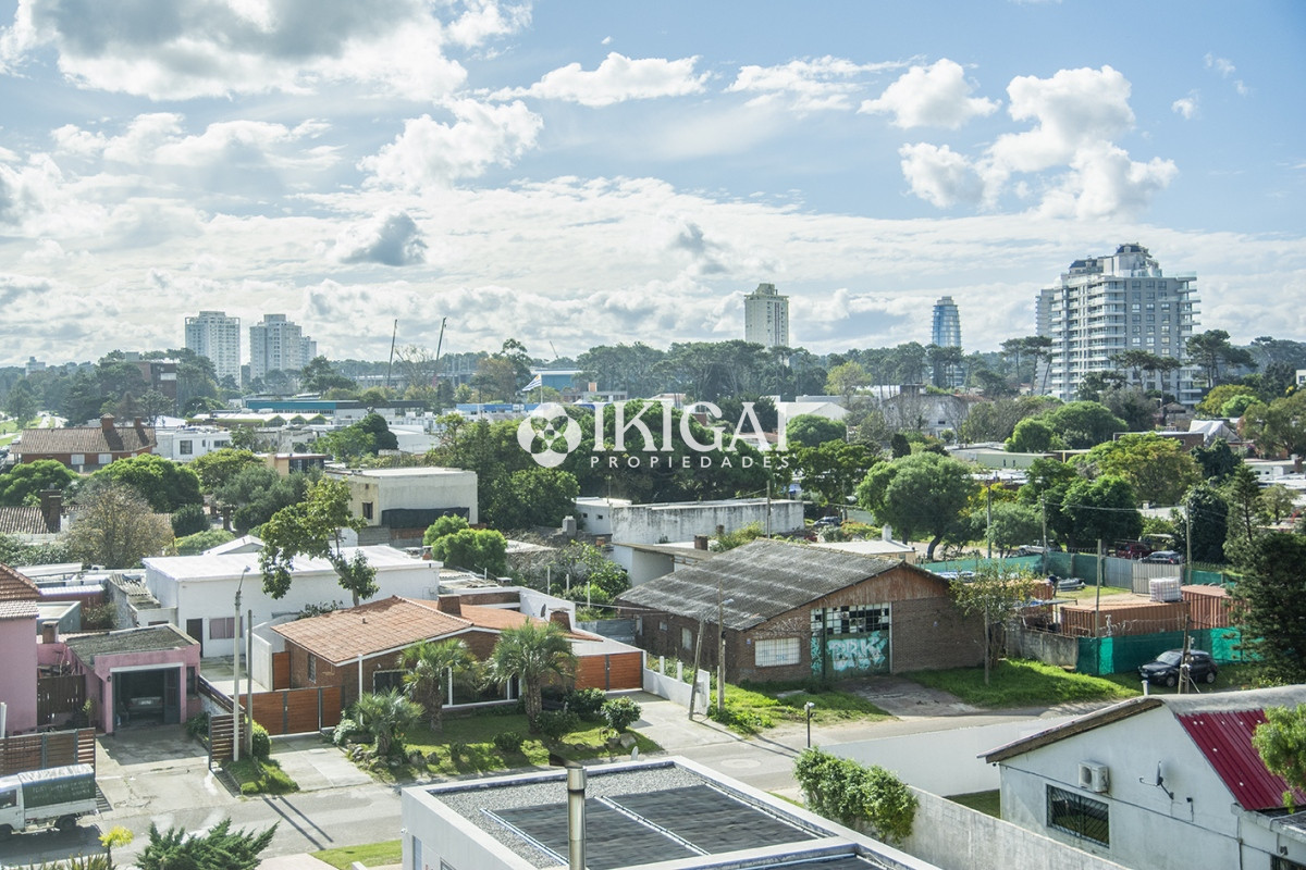 Apartamento ID.341 - Alexander Boulevard.Departamento de 2 dormitorios, en venta y alquiler.