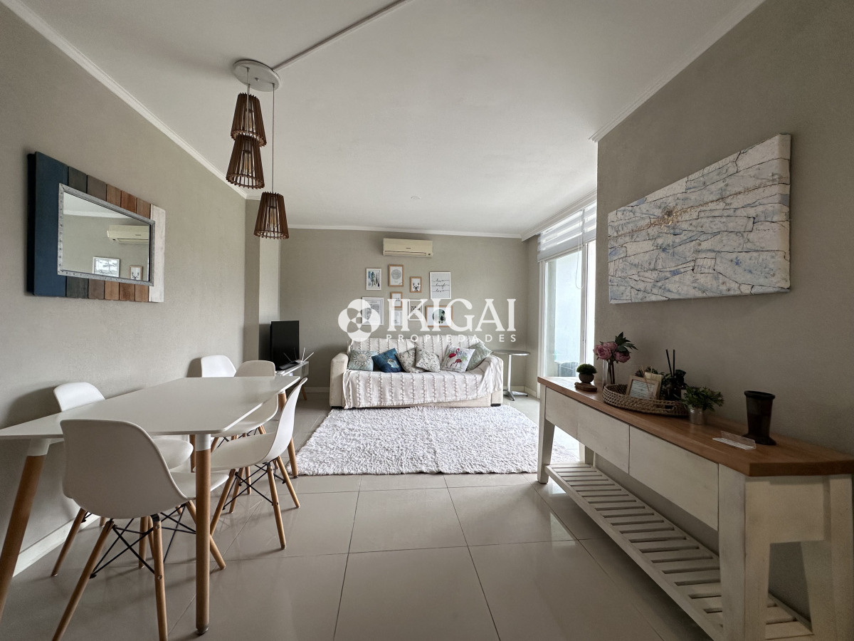 Apartamento ID.476 - Vende apartamento en playa mansa de 1 dormitorio con parrillero, Punta del Este 