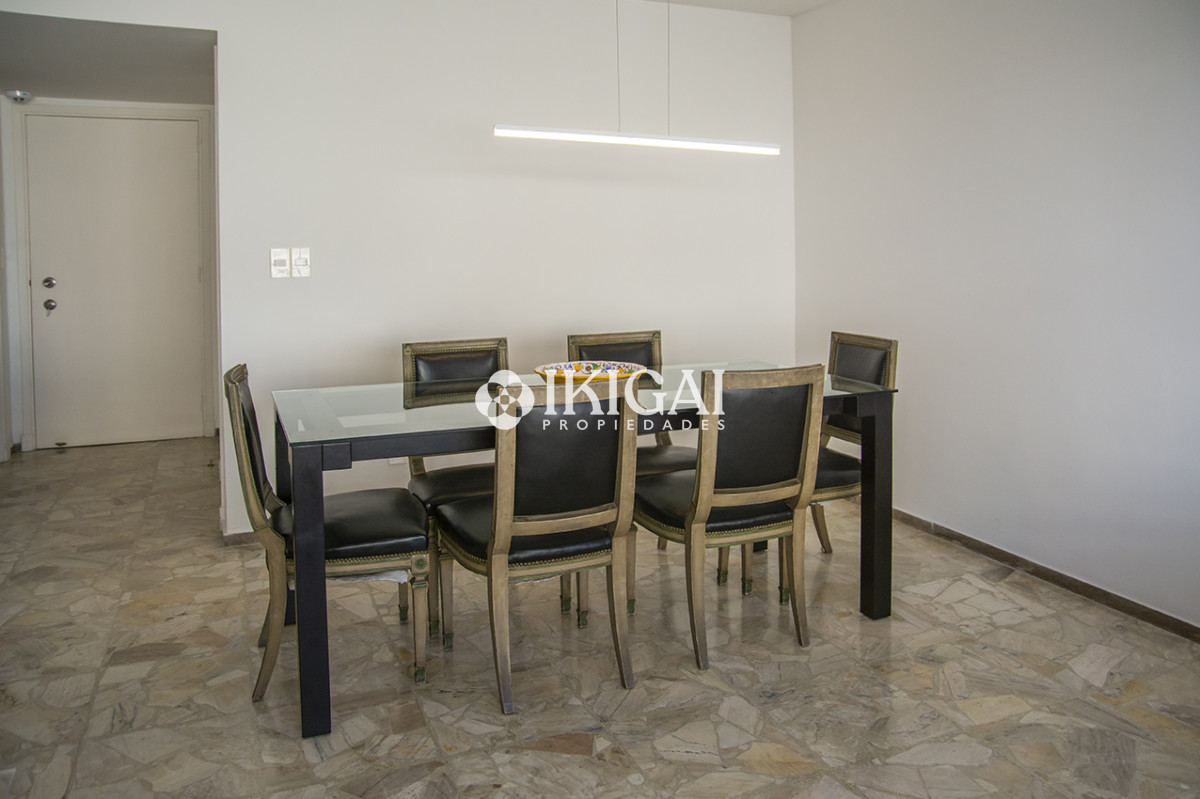 Apartamento ID.487 - Departamento de 2 dormitorios en Torre emblematica frente al mar.