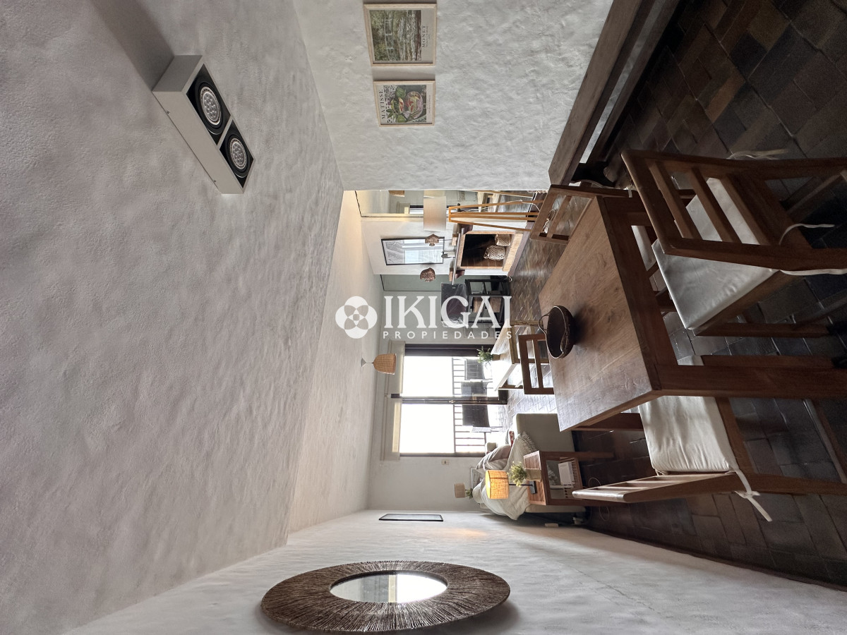 Apartamento ID.847 - En venta apartamento de 2 dormitorios en Peninsula, Punta del Este