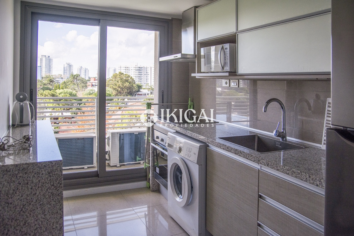 Apartamento ID.341 - Alexander Boulevard.Departamento de 2 dormitorios, en venta y alquiler.