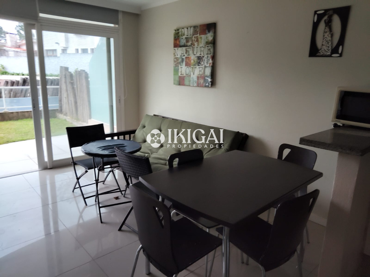 Apartamento ID.761 - Vende apartamento de 1 dormitorio Mansa, Punta del Este.
