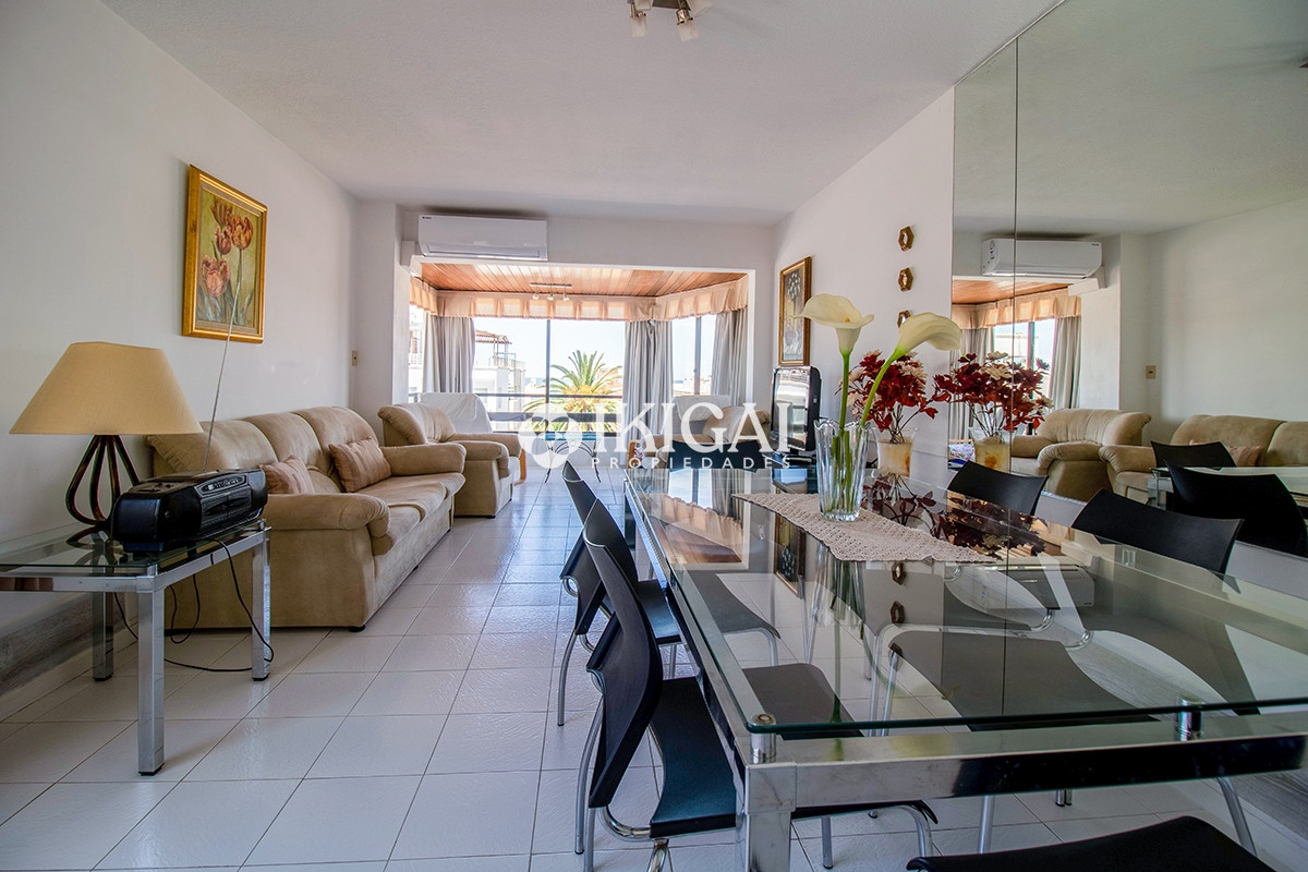 Apartamento ID.634 - Apartamento en Venta de 3 dormitorios en Edificio Palm Beach , Punta del este , Gorlero , Maldonado 