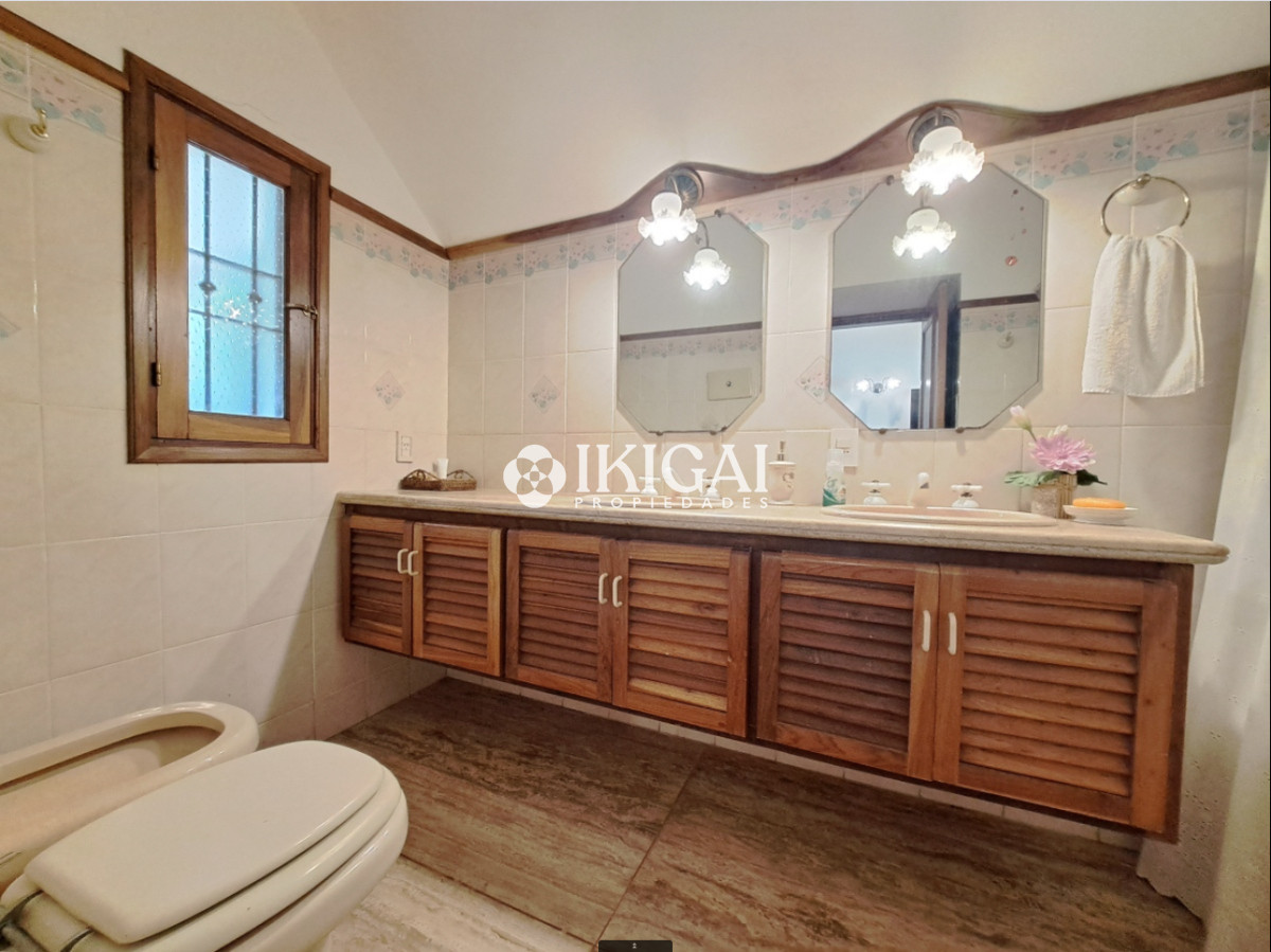 Casa ID.656 - Amplia Casa con piscina  en San Rafael , Punta del Este