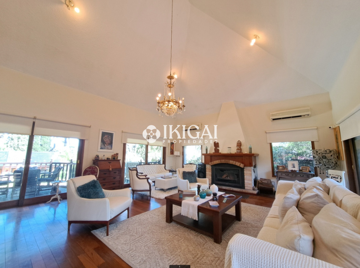 Casa ID.656 - Amplia Casa con piscina  en San Rafael , Punta del Este
