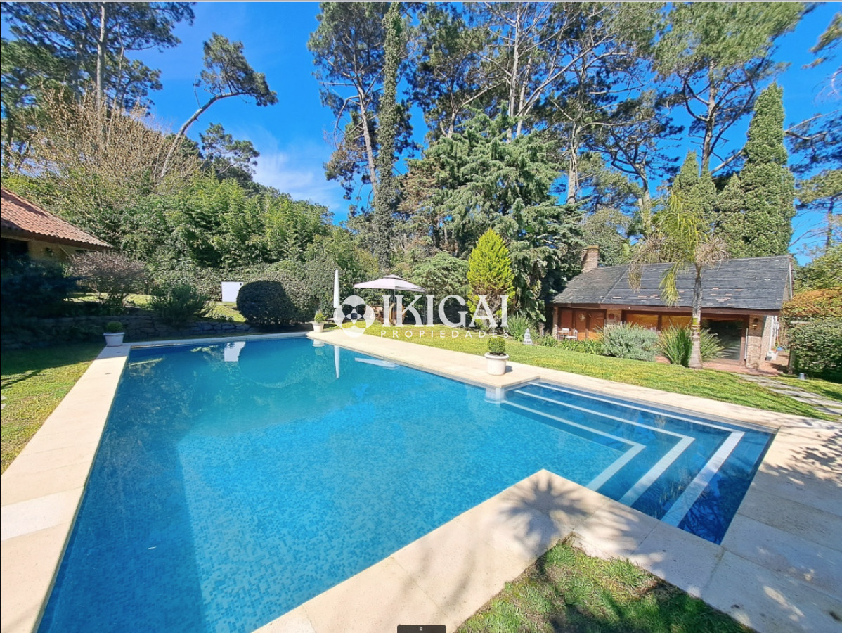 Casa ID.656 - Amplia Casa con piscina  en San Rafael , Punta del Este