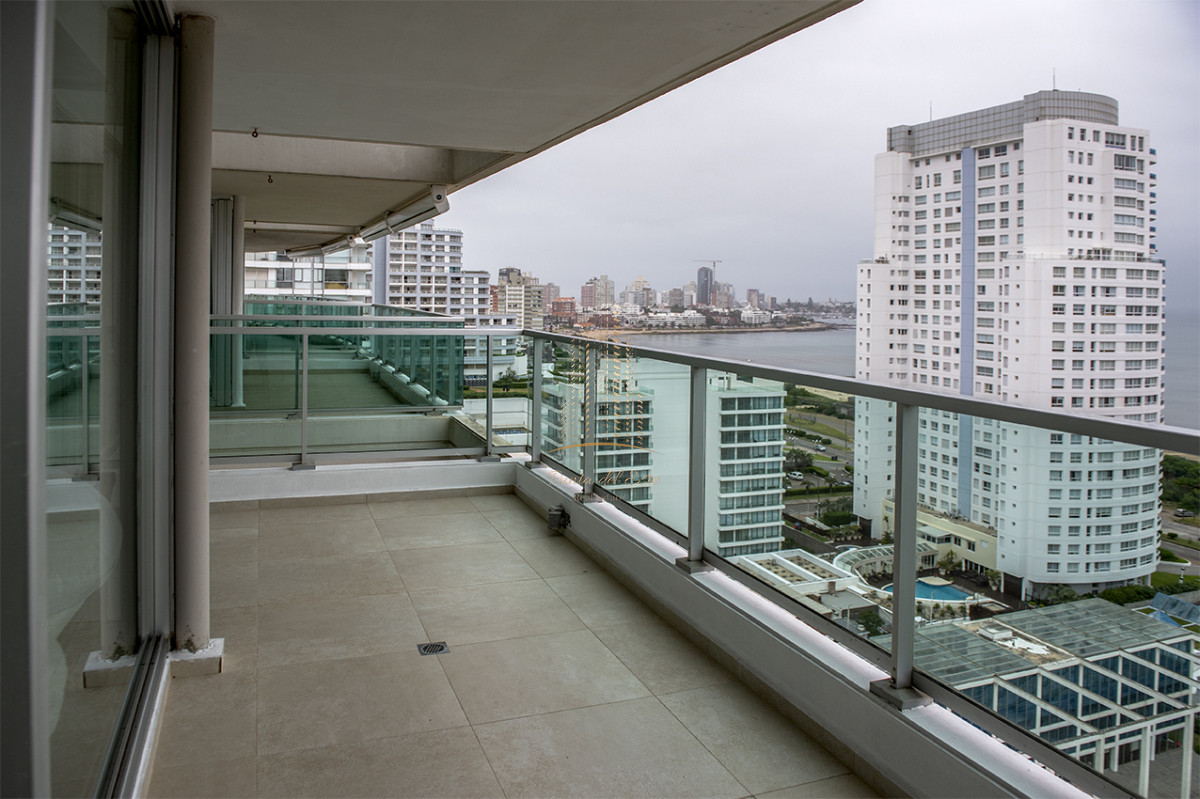 Apartamento ID.747 - Departamento en venta en Punta del Este