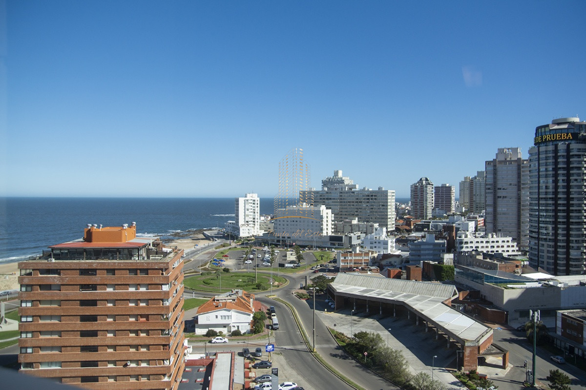Apartamento ID.968 - Departamento en venta y alquiler temporal en Punta del Este,Torre Imperiale.