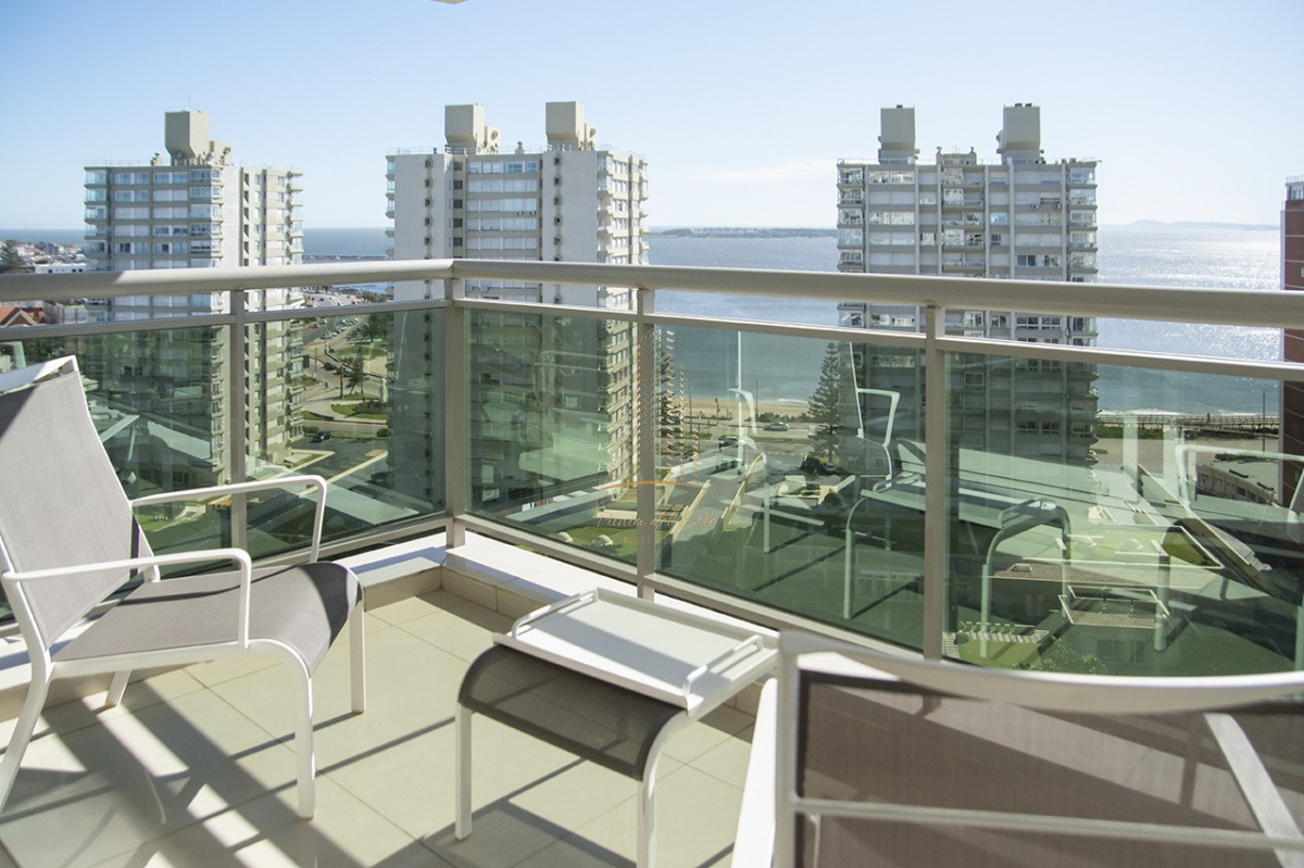 Apartamento ID.968 - Departamento en venta y alquiler temporal en Punta del Este,Torre Imperiale.