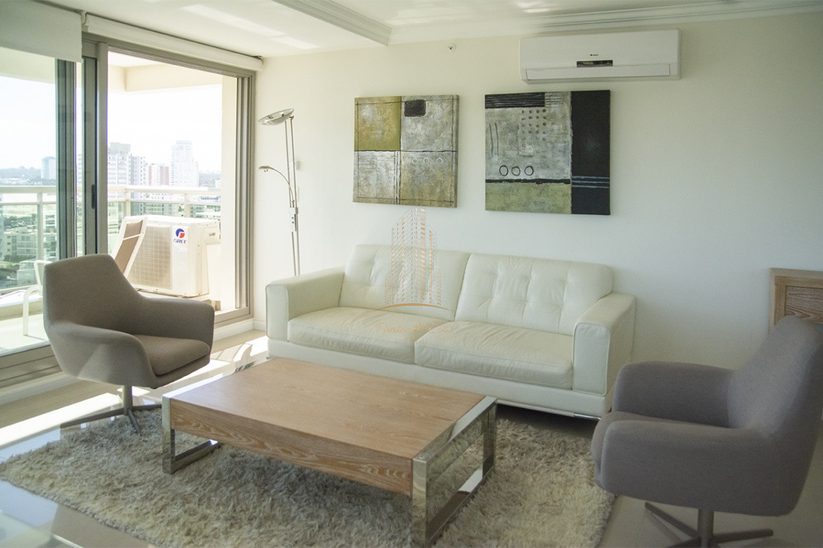 Apartamento ID.968 - Departamento en venta y alquiler temporal en Punta del Este,Torre Imperiale.