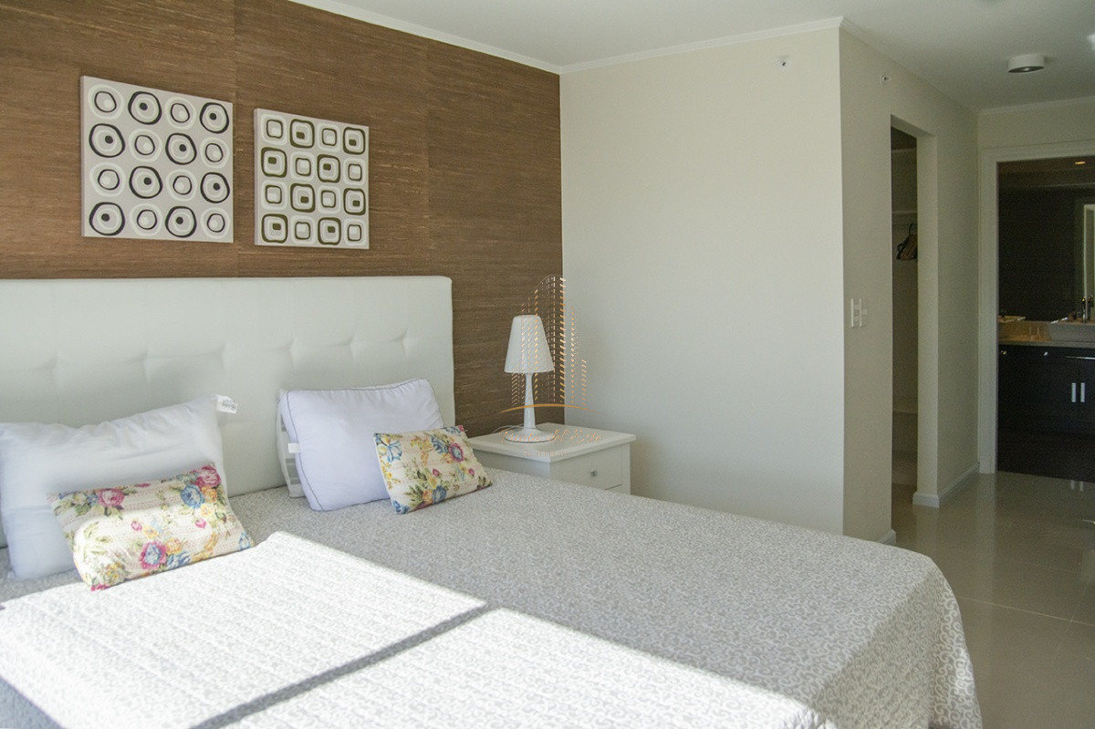 Apartamento ID.968 - Departamento en venta y alquiler temporal en Punta del Este,Torre Imperiale.