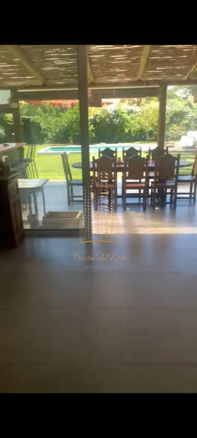 Casa ID.1030 - Vende Casa de 2 dormitorios en Rincón del Indio, Punta del Este 