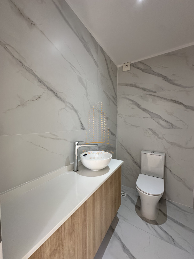 Casa ID.1027 - Vende casa de 3 dormitorios a estrenar, Punta del Este