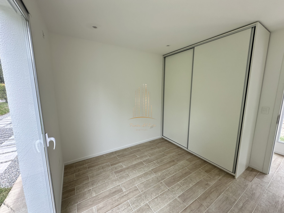 Casa ID.1027 - Vende casa de 3 dormitorios a estrenar, Punta del Este