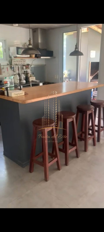 Casa ID.1030 - Vende Casa de 2 dormitorios en Rincón del Indio, Punta del Este 